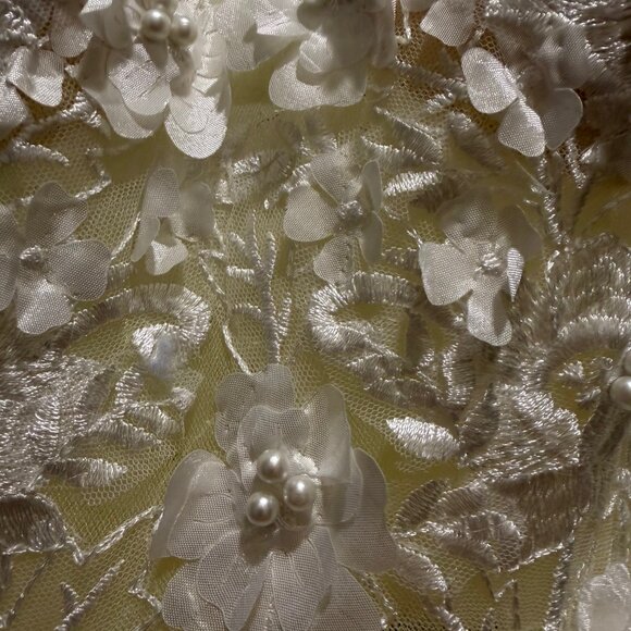 Jovani 55634 Sheer Floral Appliques Junior Prom V-Neck Ballgown Size 00 NWT - Picture 5 of 9